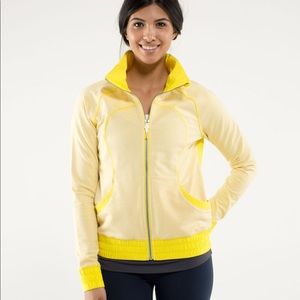 Size 2 Lululemon Blissed out jacket